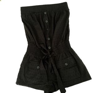 BLACK STRAPLESS ROMPER